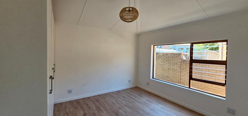 4 Bedroom Property for Sale in Stilbaai Wes Western Cape